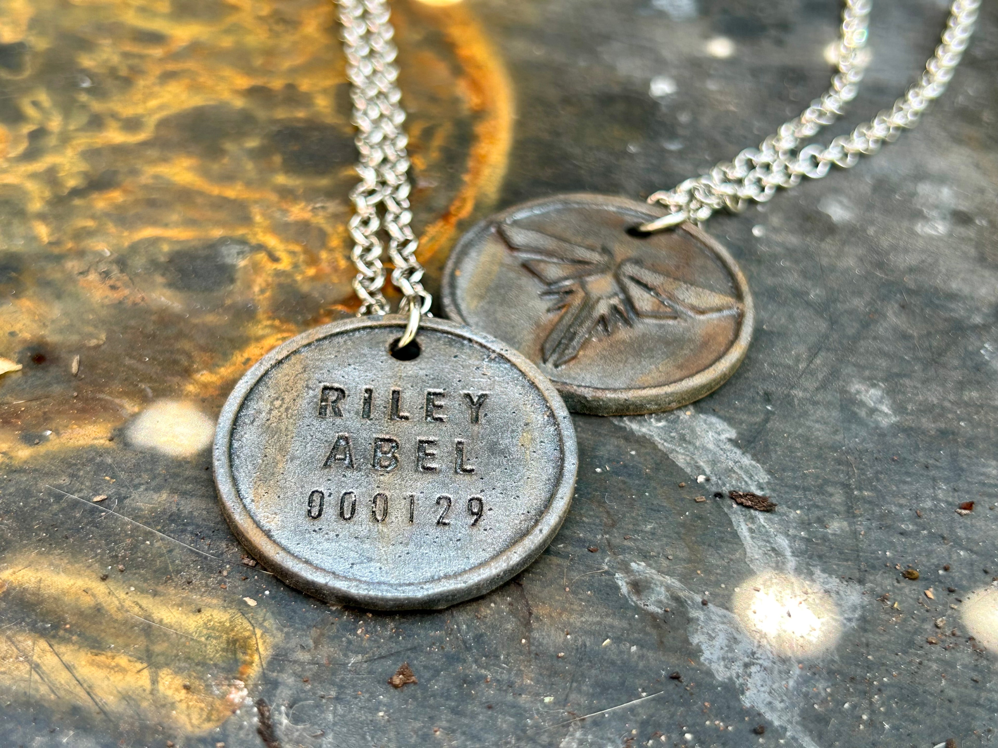 The Resistance Pendant (The Best Friend)