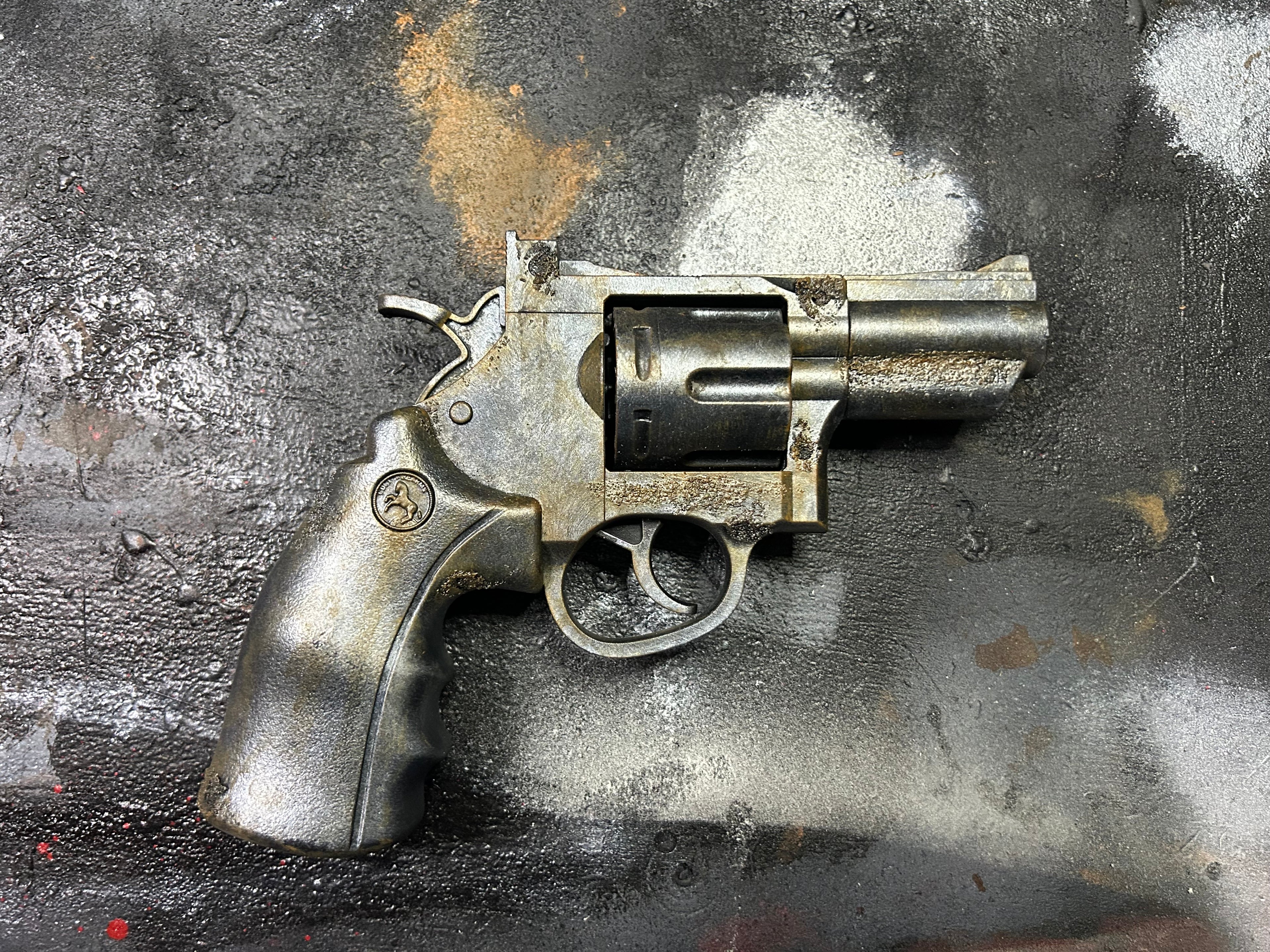 Revolver Replica (Short)