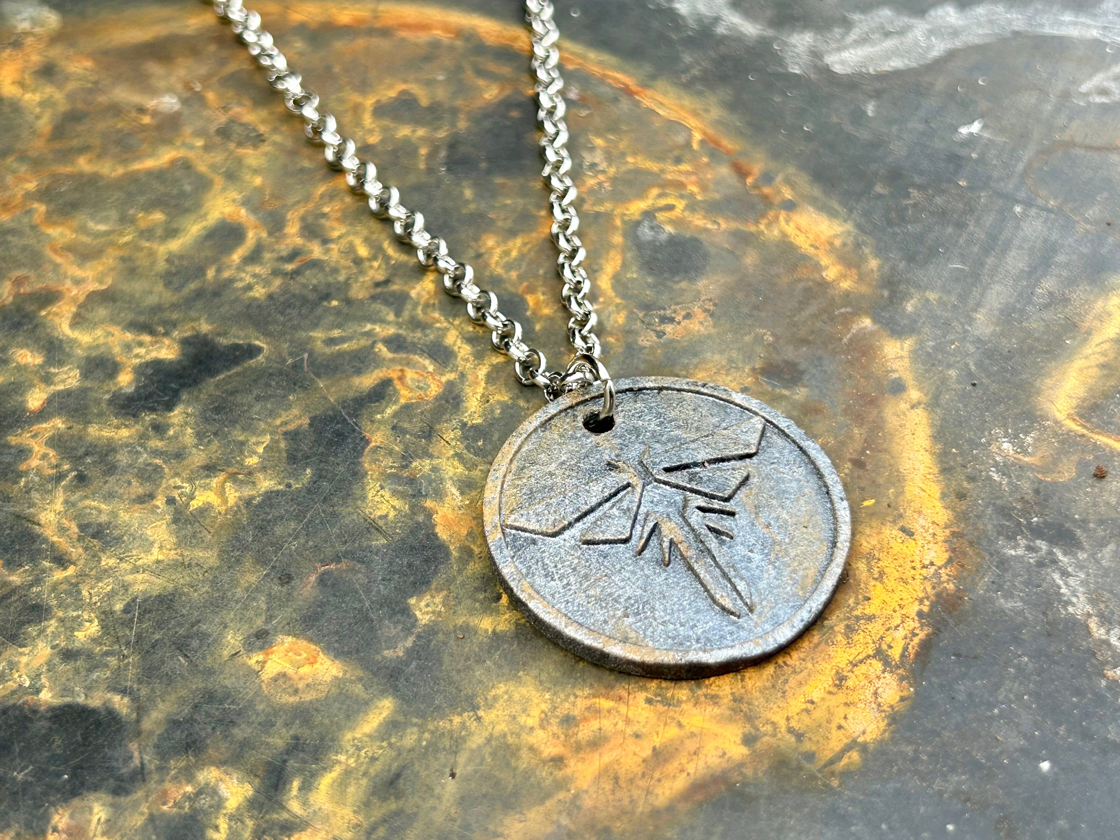 The Resistance Pendant (The Brother)