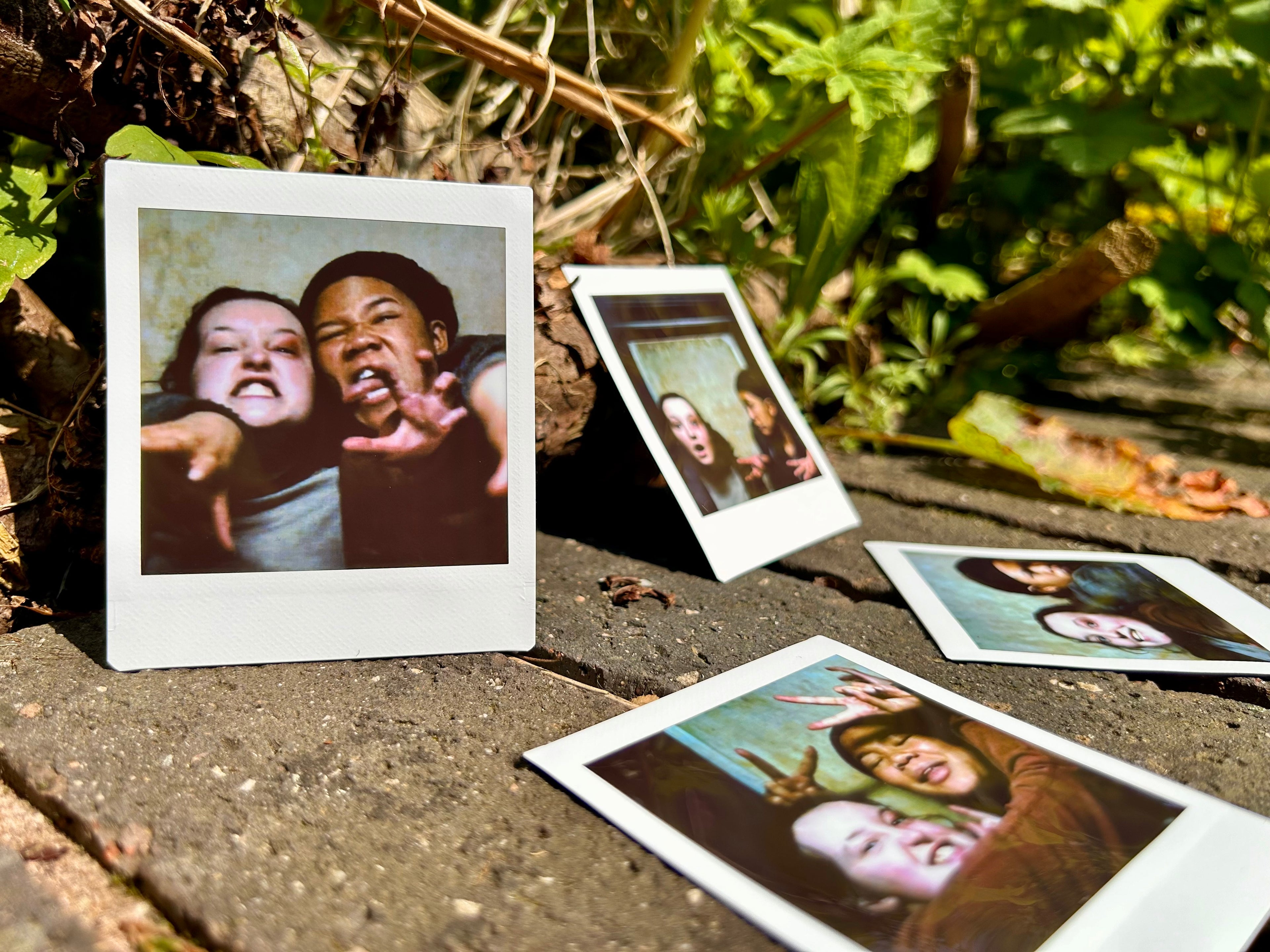 Monsters - Polaroid (TV Series)